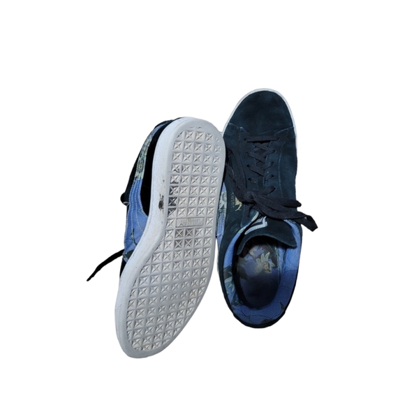 Pumas - Picture 2 of 4